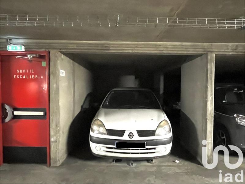 Parking - 12 m²