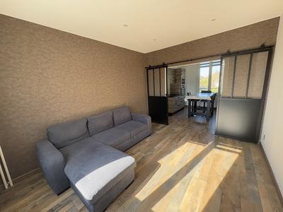 Maison - 82 m² - 5 pièces