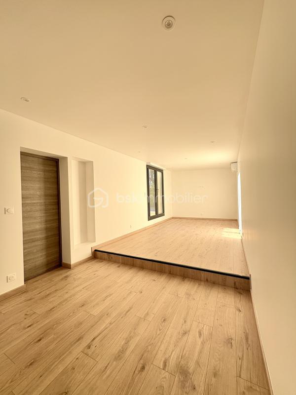 Maison - 175 m² - 6 pièces