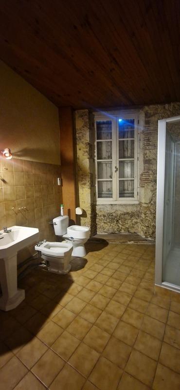 Appartement - 225 m² - 8 pièces