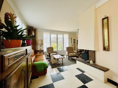 Maison - 120 m² - 7 pièces