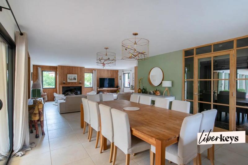 Maison - 154 m² - 4 pièces