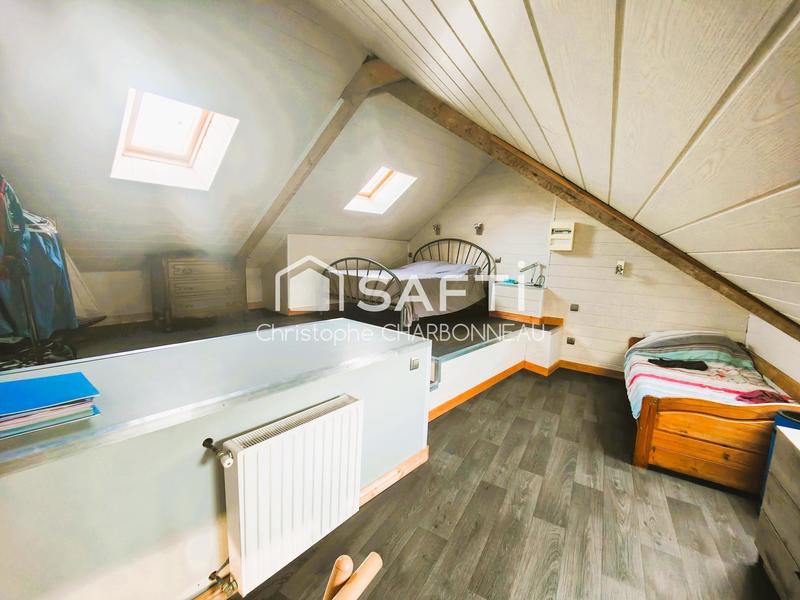 Maison - 182 m² - 8 pièces