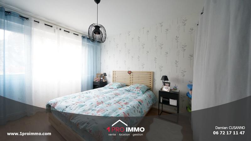 Appartement - 97 m² - 4 pièces