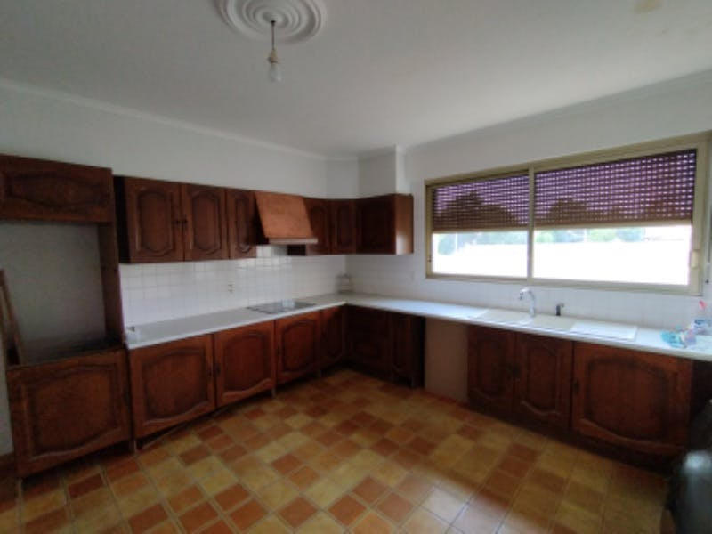 Maison - 228 m² - 6 pièces