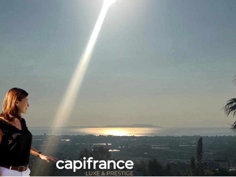 Villa - 228 m² - 8 pièces