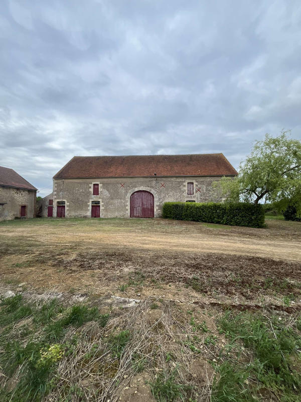 Propriété - 211 m² - 8 pièces