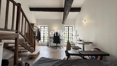 Immeuble - 213 m² - 10 pièces