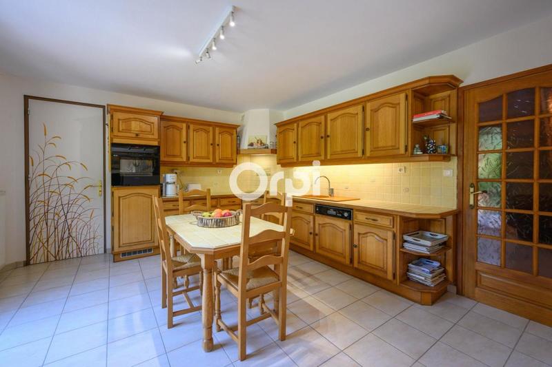 Maison - 183 m² - 5 pièces