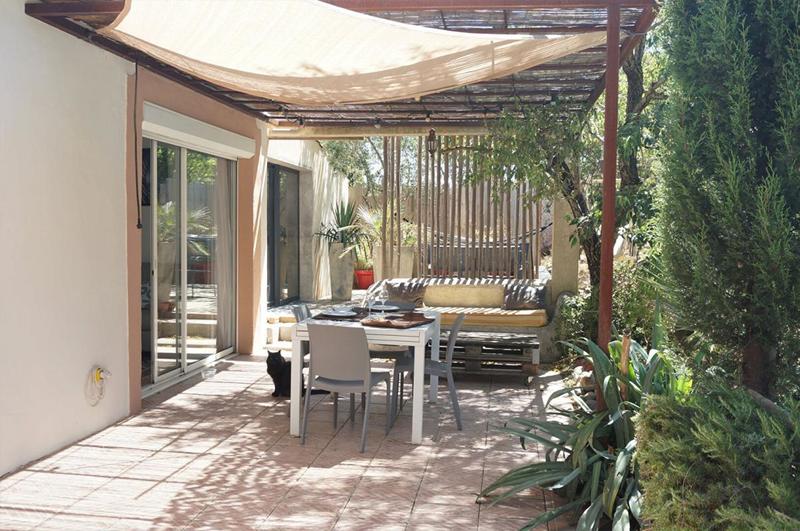 Maison - 440 m² - 16 pièces