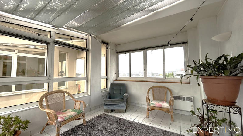 Appartement - 221 m² - 8 pièces