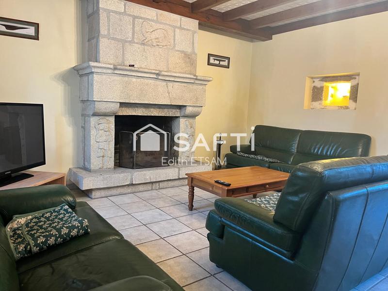 Maison - 211 m² - 11 pièces