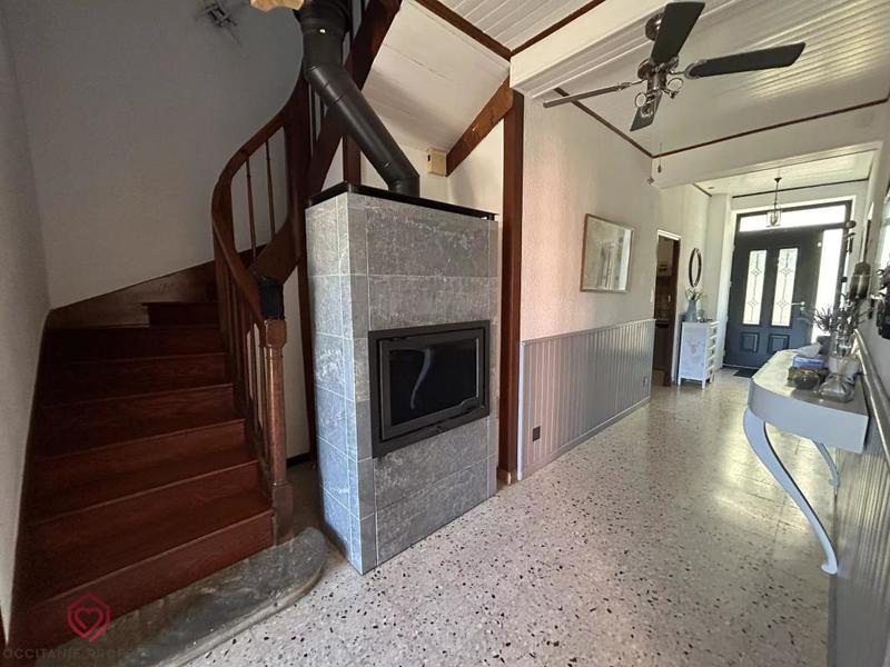 Maison de village - 405 m² - 13 pièces