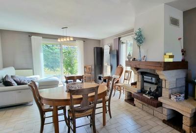 Maison traditionnelle - 100 m² - 5 pièces