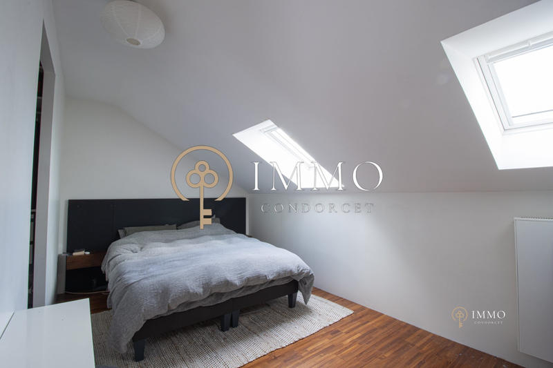 Maison contemporaine - 178 m² - 7 pièces