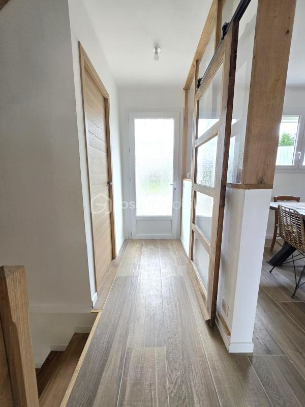 Maison - 95 m² - 5 pièces