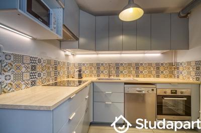 Chambre - 12 m² - 1 pièce