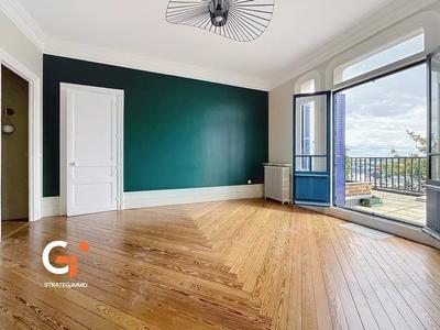 Appartement - 76 m² - 4 pièces