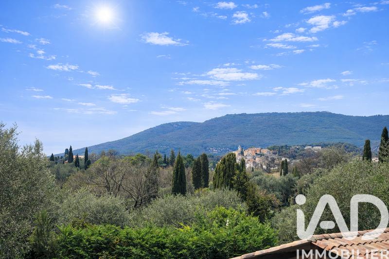 Maison - 236 m² - 6 pièces