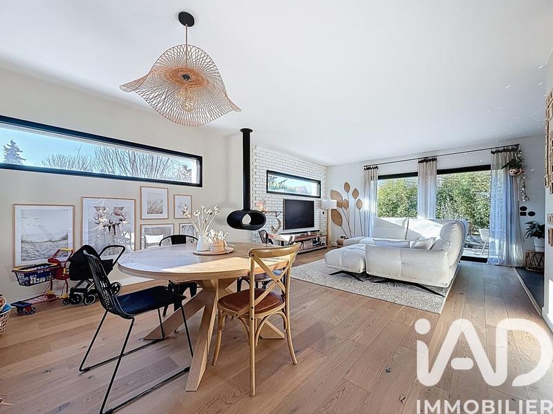 Maison - 142 m² - 6 pièces