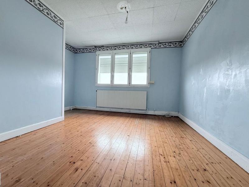 Maison - 95 m² - 4 pièces