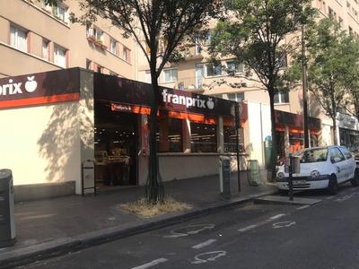 Local commercial - 740 m²