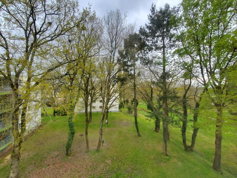 Appartement ancien - 67 m² - 3 pièces