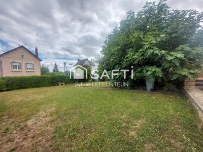 Maison - 151 m² - 8 pièces