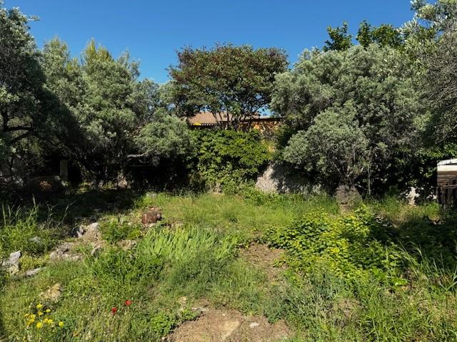Terrain constructible - 850 m²