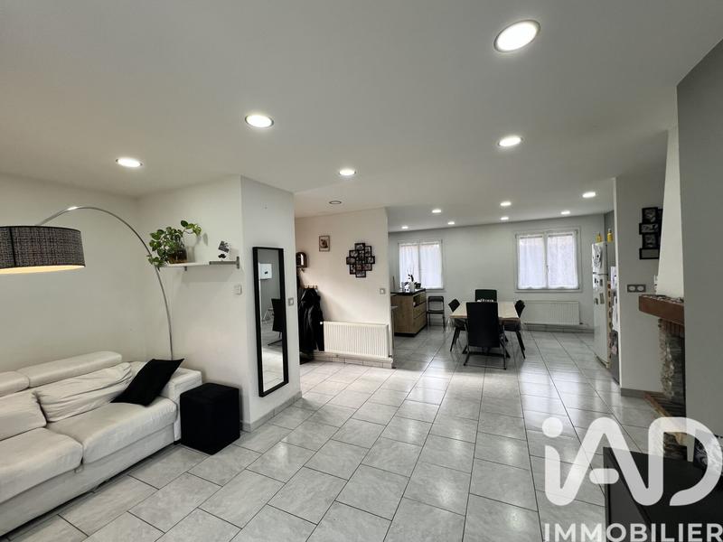 Maison - 101 m² - 5 pièces