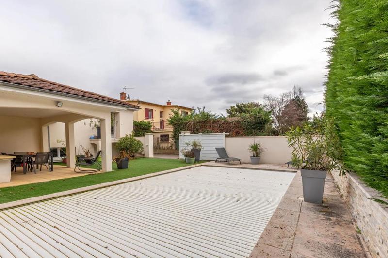 Maison - 160 m² - 7 pièces