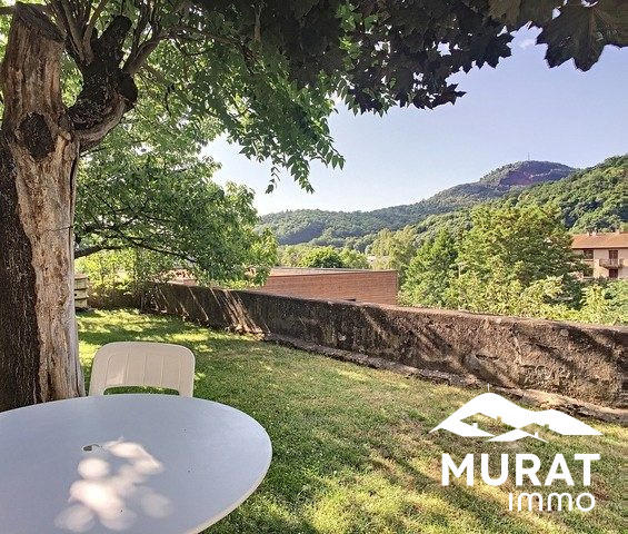 Maison - 319 m² - 20 pièces