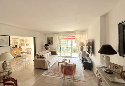 Appartement - 87 m² - 3 pièces