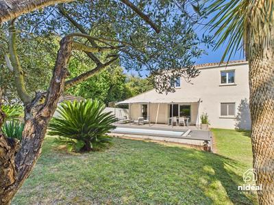 Villa - 130 m² - 5 pièces