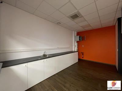 Local commercial - 148 m²