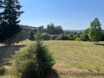 Propriété - 900 m² - 13 pièces