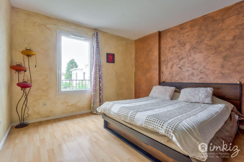 Maison - 96 m² - 4 pièces