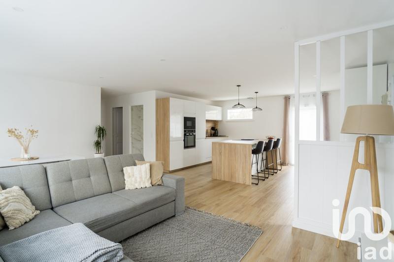 Maison - 95 m² - 4 pièces