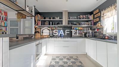 Maison - 162 m² - 5 pièces