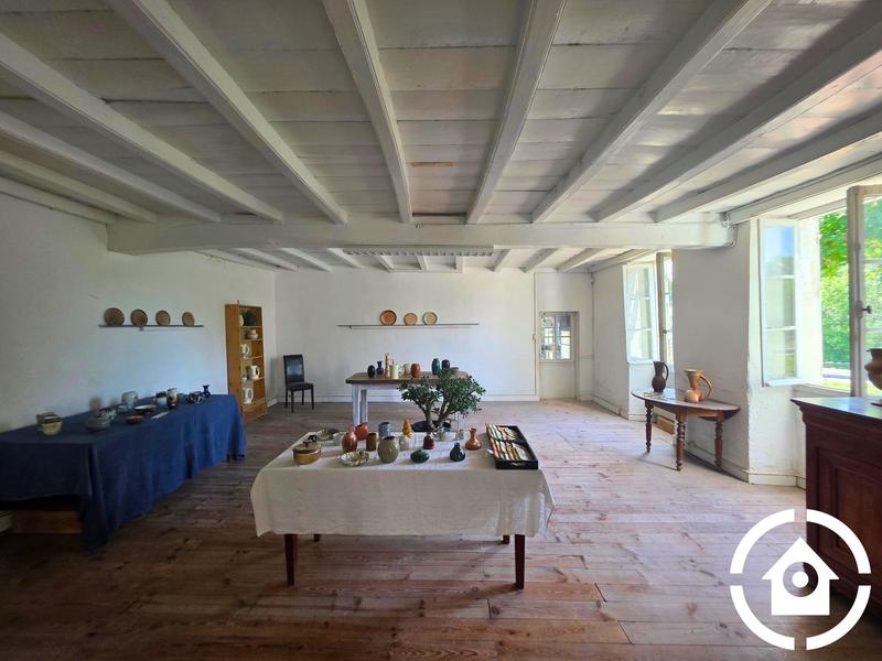 Maison - 292 m² - 8 pièces