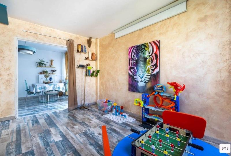 Appartement - 81 m² - 4 pièces