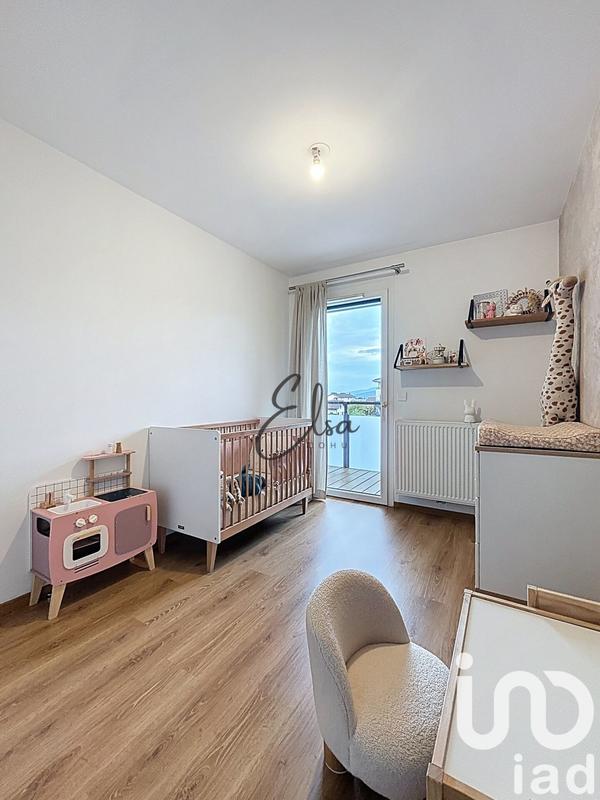 Appartement - 83 m² - 4 pièces