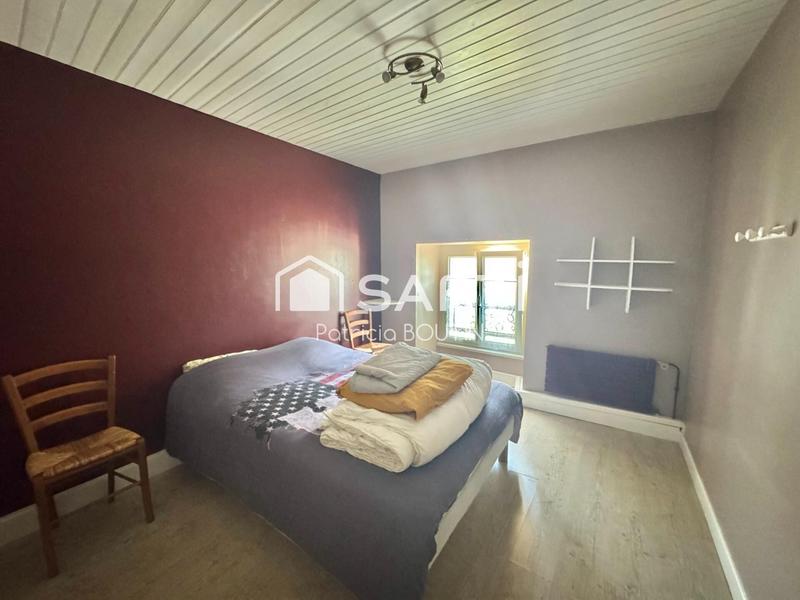 Maison - 255 m² - 10 pièces