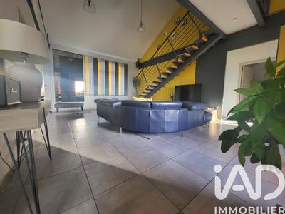 Loft - 140 m² - 5 pièces