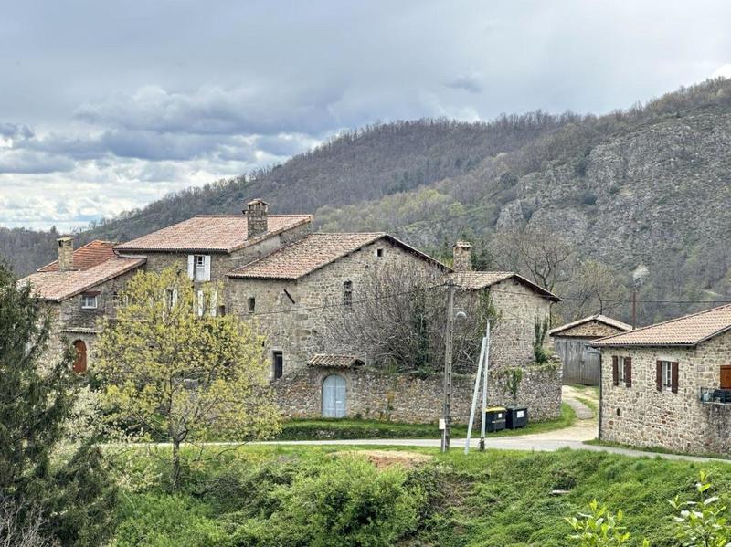 Maison - 60 m² - 3 pièces