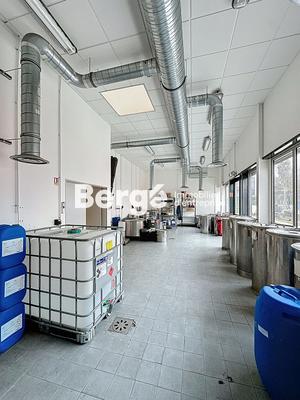 Entrepôt - 691 m²