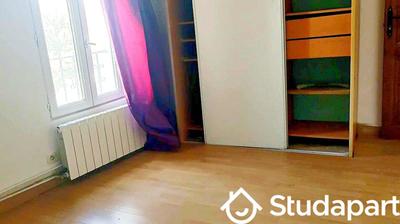 Chambre - 10 m² - 1 pièce
