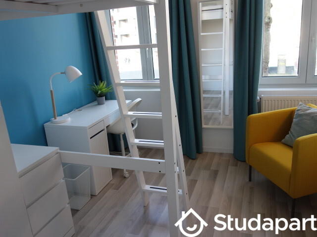 Chambre - 75 m² - 1 pièce