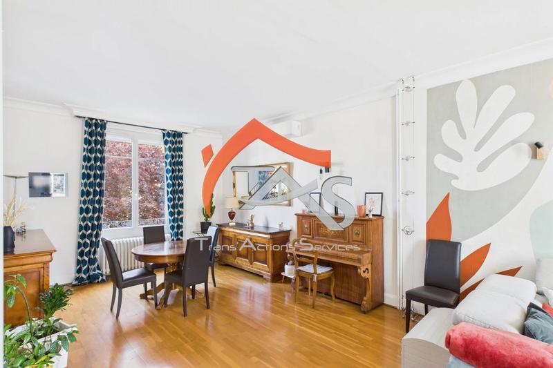 Maison - 135 m² - 6 pièces