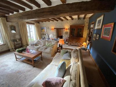 Corps de ferme - 240 m² - 10 pièces